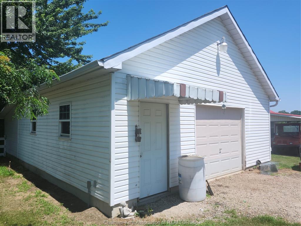 696 Cameron Road Property Photo 25