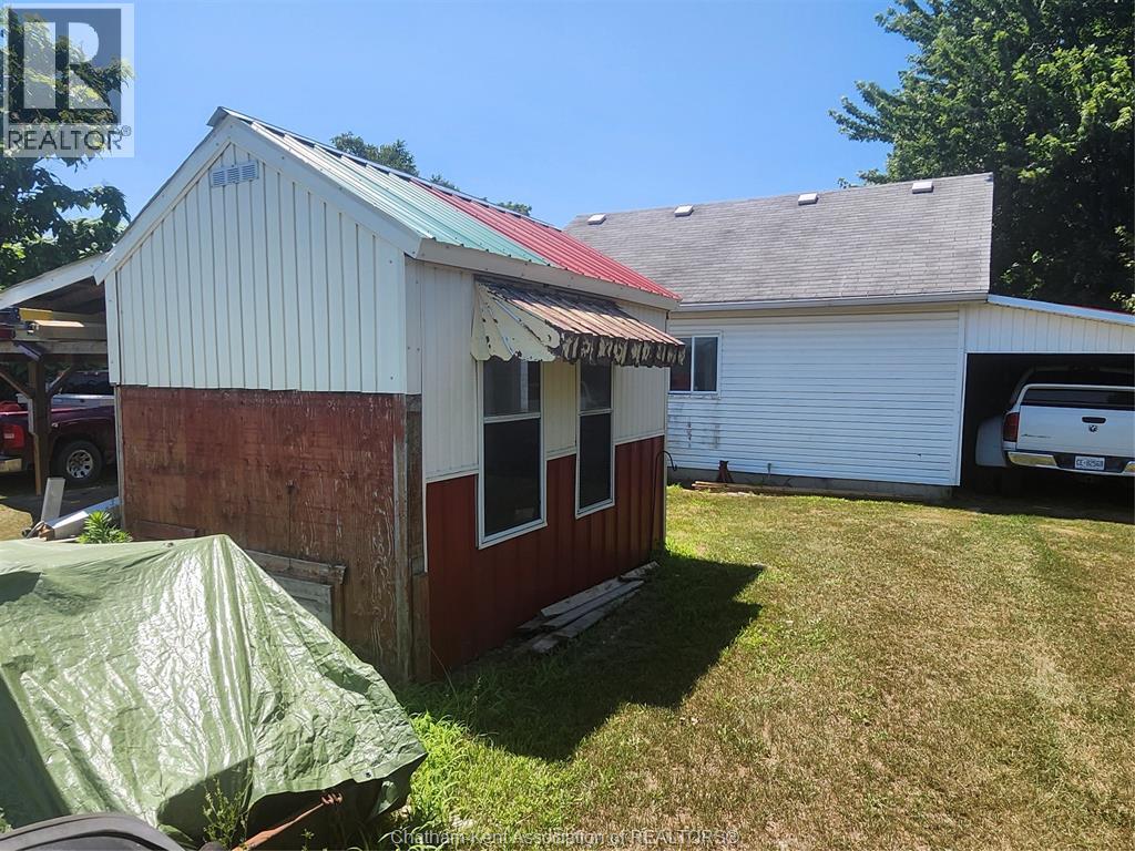 696 Cameron Road Property Photo 27