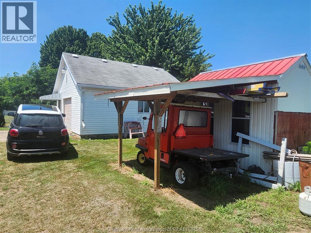 696 Cameron Road Property Photo 28