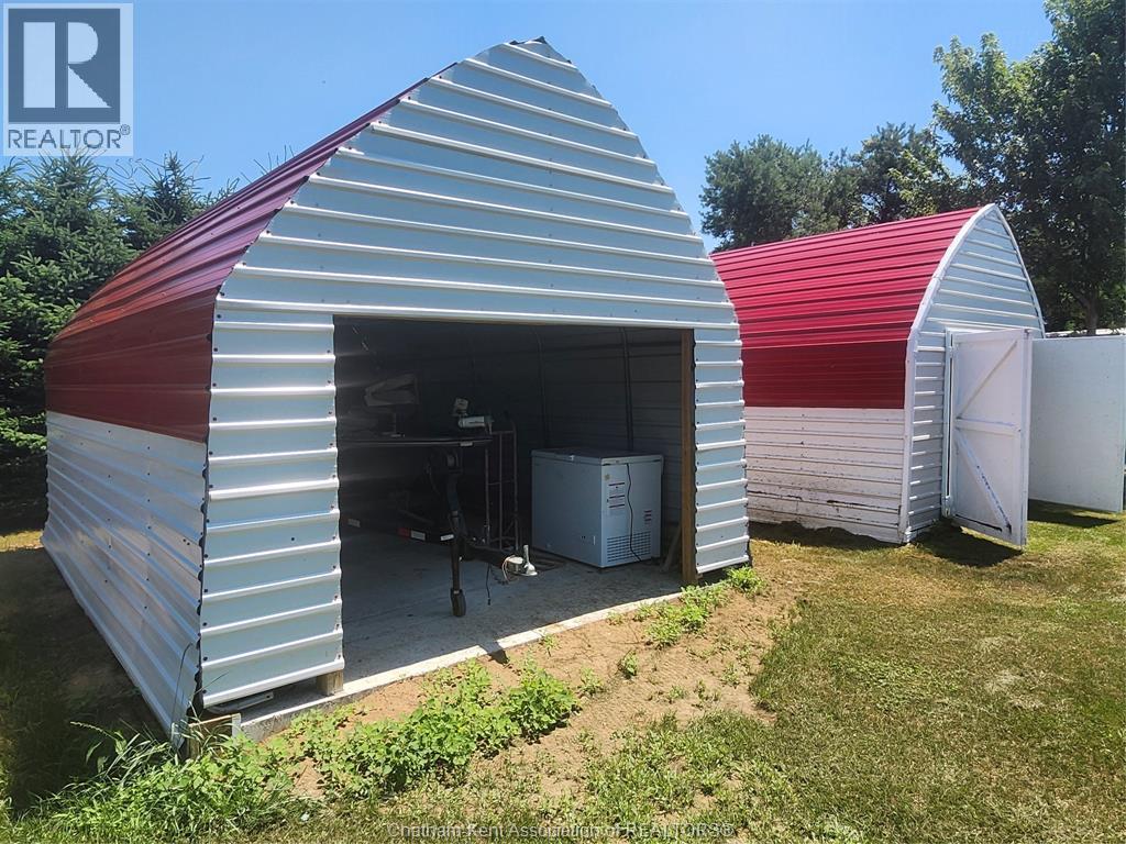 696 Cameron Road Property Photo 29
