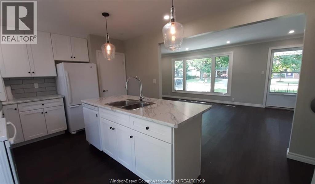 1568 Villa Maria Boulevard North Unit# Main Property Photo 4