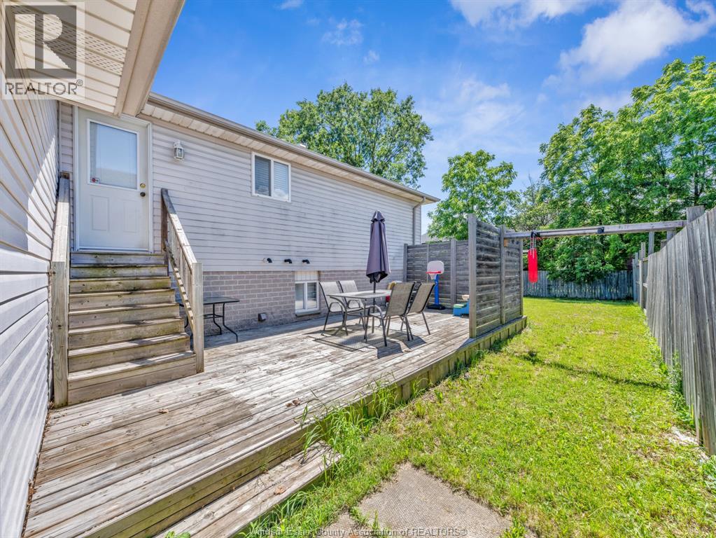 3711 Maguire Property Photo 16