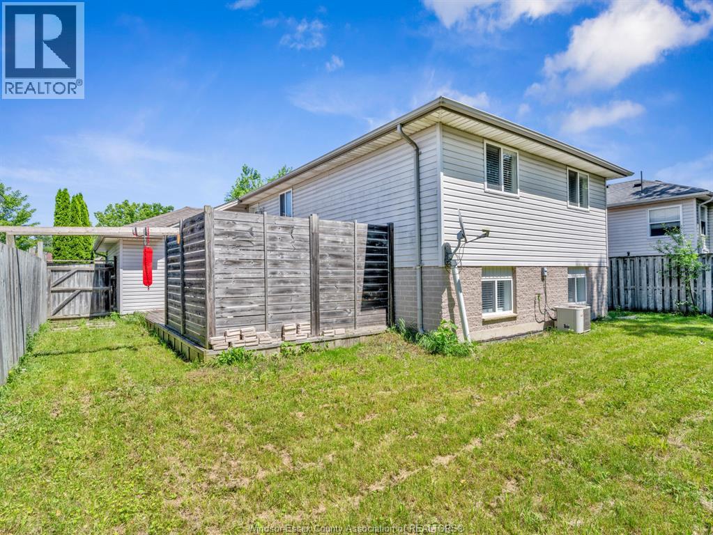 3711 Maguire Property Photo 18
