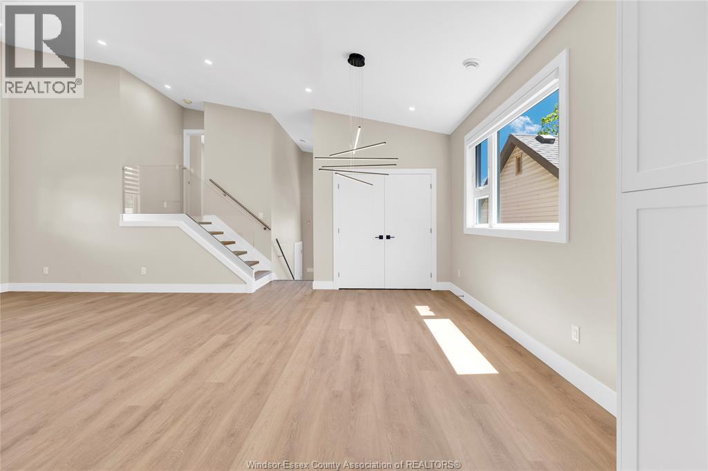 3371 Byng Property Photo 5