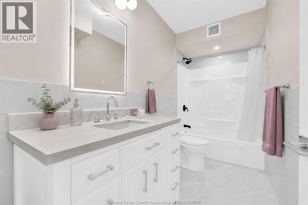 3371 Byng Property Photo 27