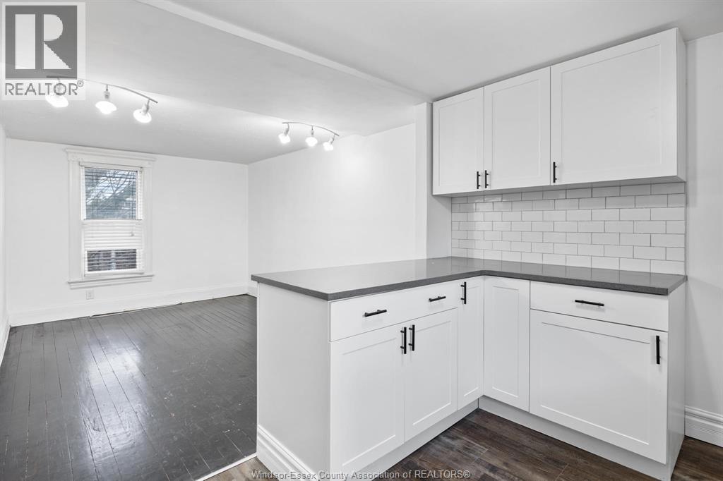835 Moy Unit# Upper Property Photo 5