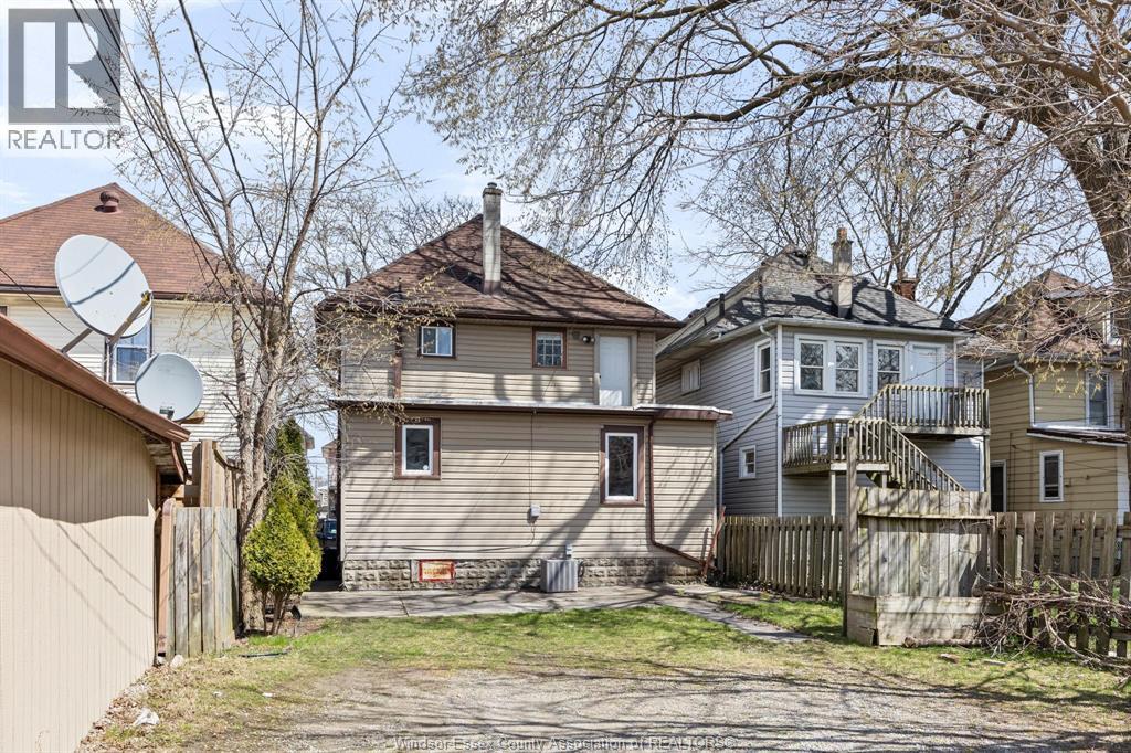 835 Moy Unit# Upper Property Photo 11