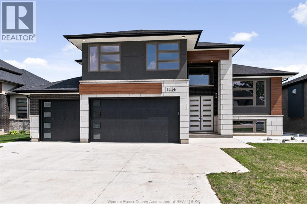 7370 GARNET CRESCENT Property Photo 1