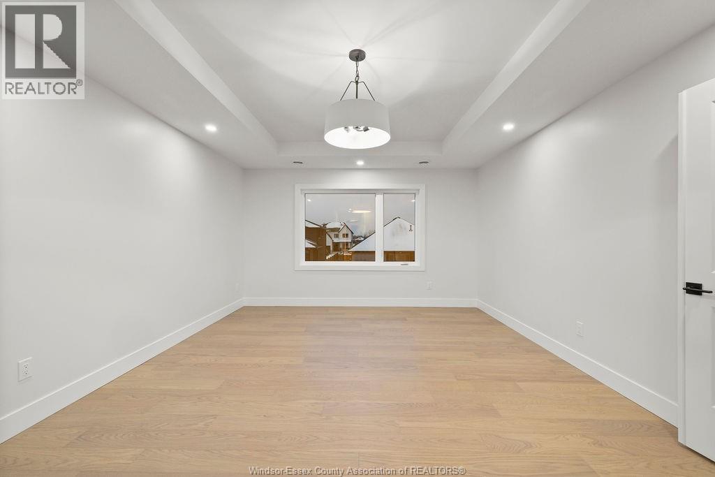 186 Whelan Avenue Property Photo 12