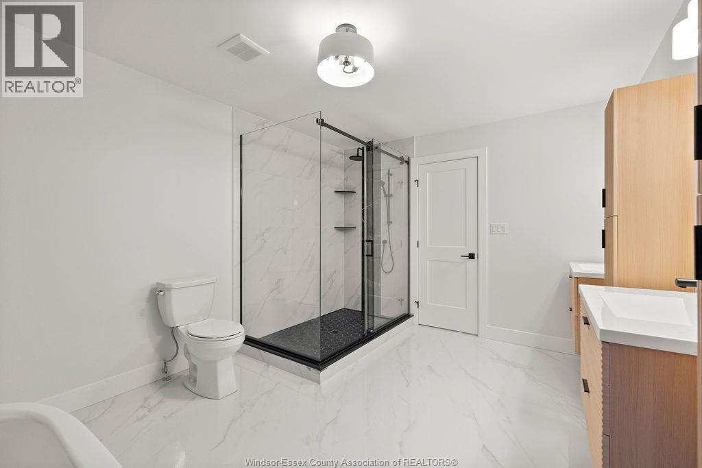 186 Whelan Avenue Property Photo 16
