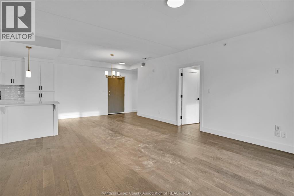 4578 Huron Church Line Unit# 509 Property Photo 8