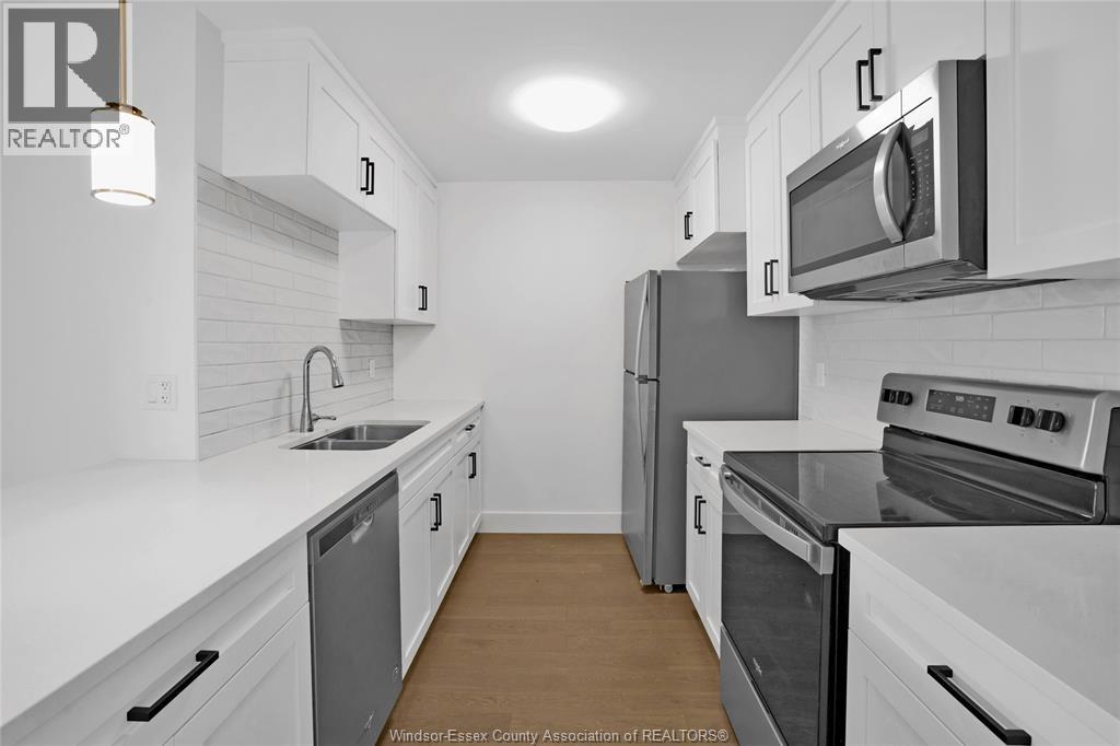 4578 Huron Church Line Unit# 509 Property Photo 14