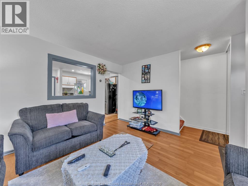 1615 Curry Property Photo 6