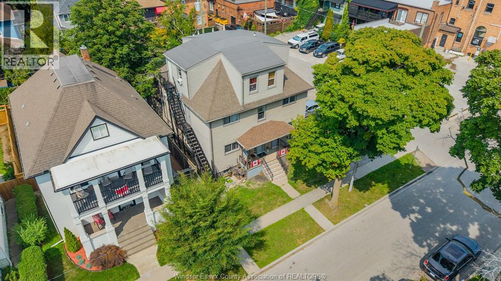 655 Chilver Rd. Property Photo 3
