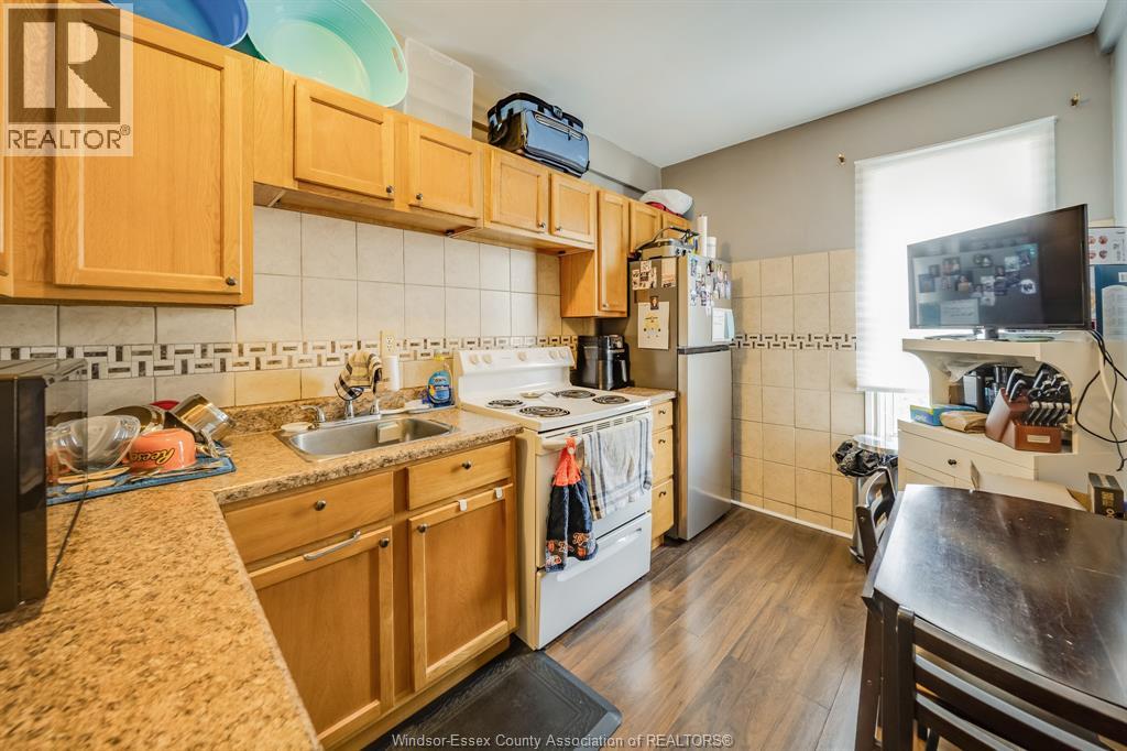 655 Chilver Rd. Property Photo 10