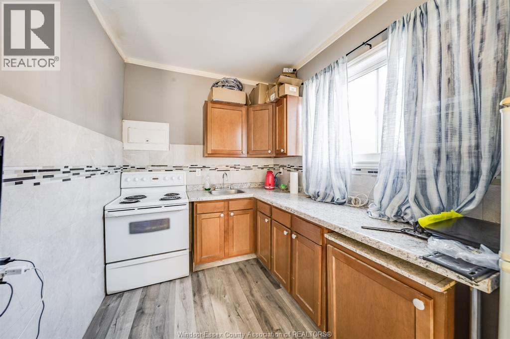 655 Chilver Rd. Property Photo 19