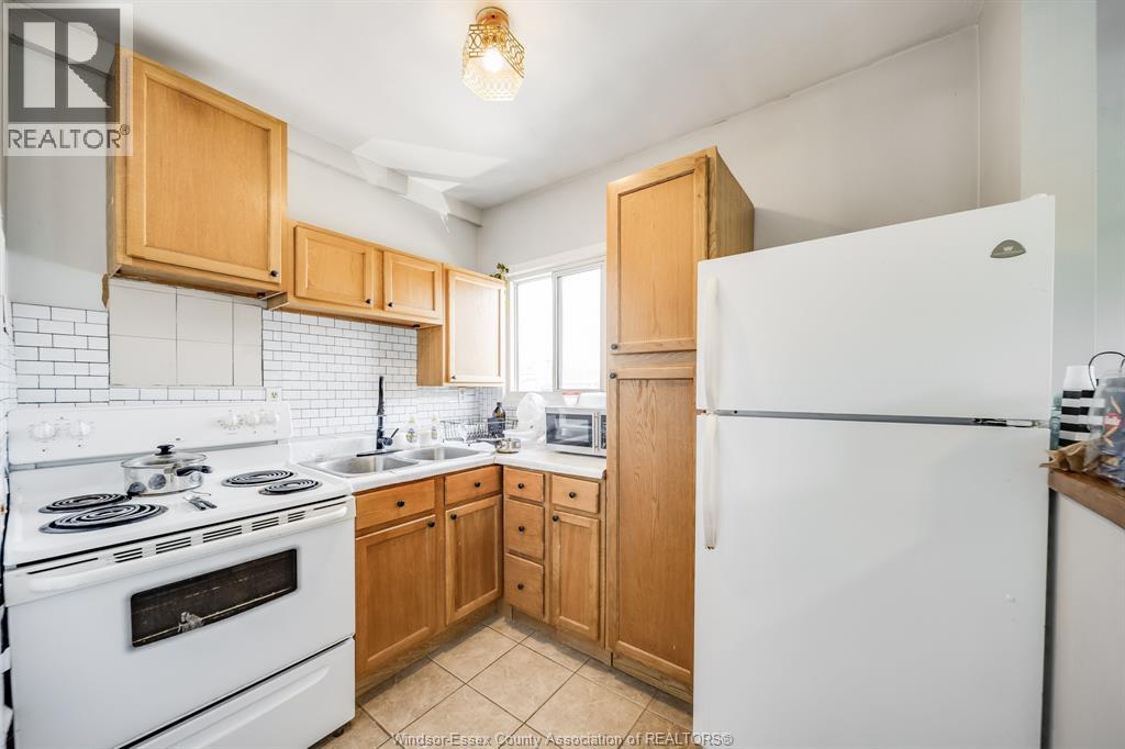 655 Chilver Rd. Property Photo 33