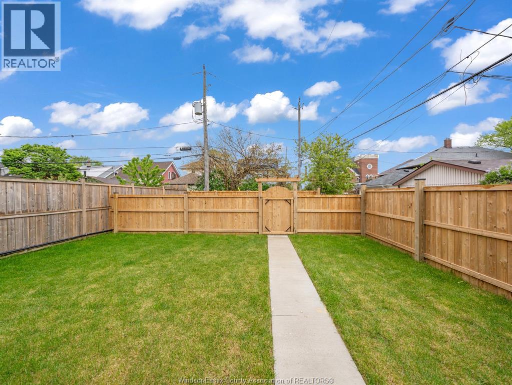 1219 Elsmere Avenue Property Photo 39
