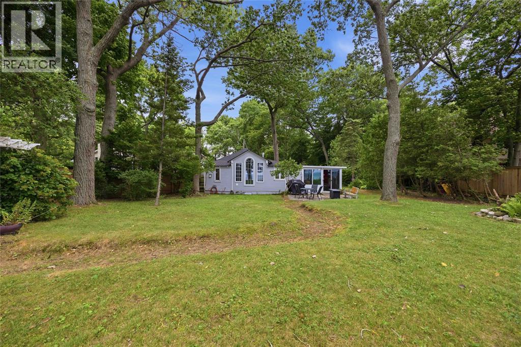 1996 Lakeshore Road Property Photo 35