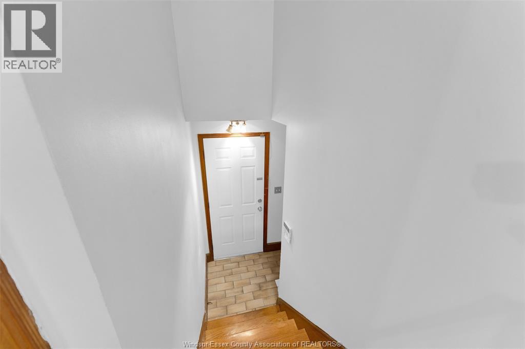 1451 Ouellette Avenue Property Photo 12