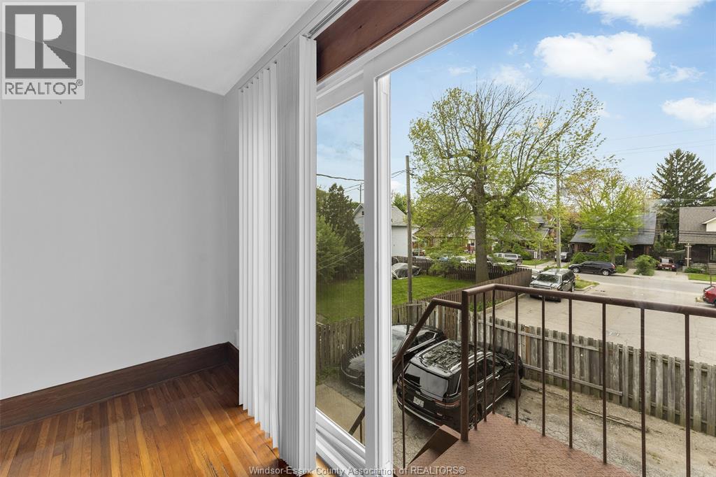 1451 Ouellette Avenue Property Photo 14