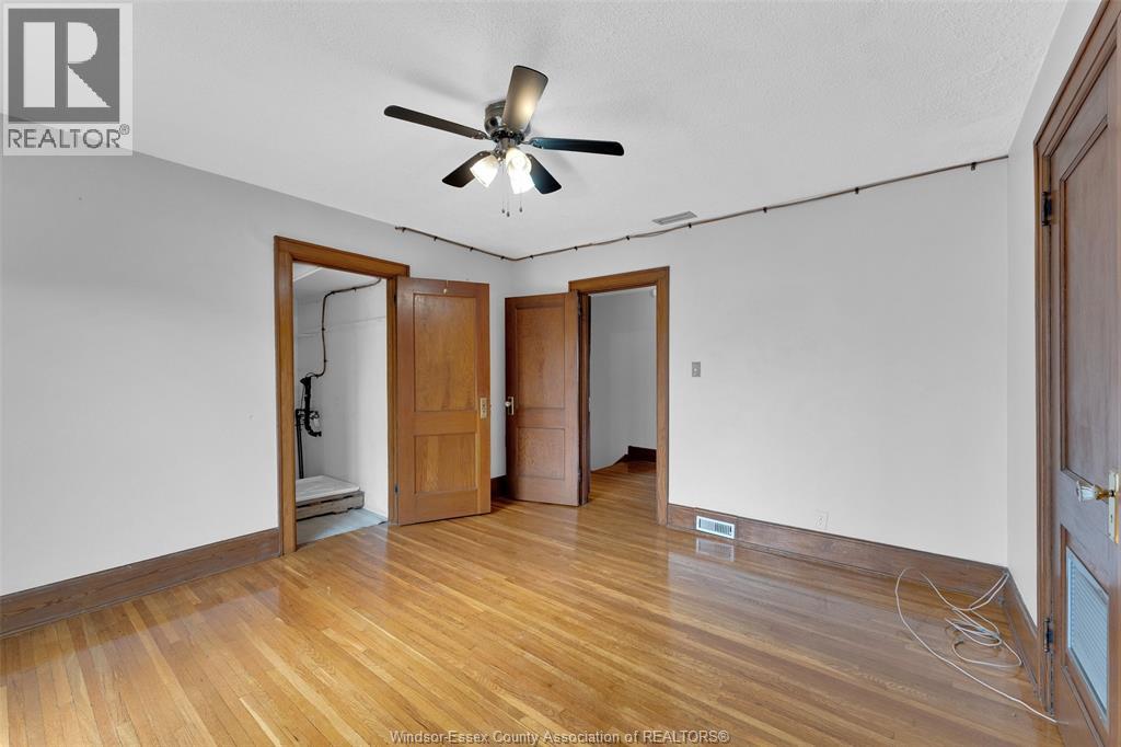 1451 Ouellette Avenue Property Photo 15