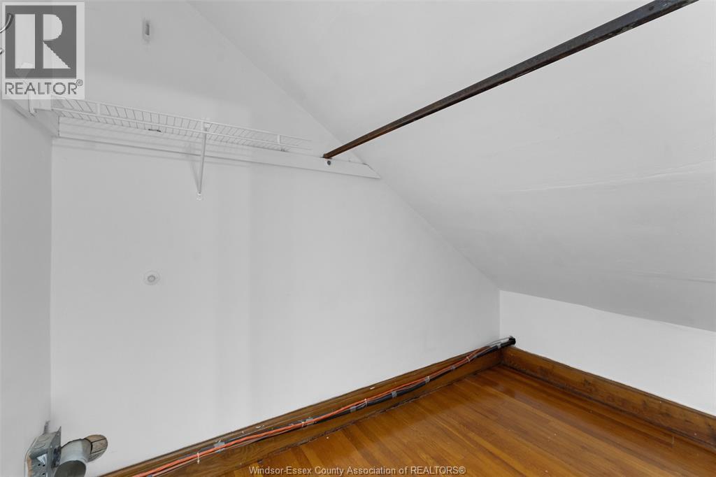 1451 Ouellette Avenue Property Photo 17
