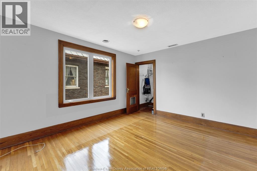 1451 Ouellette Avenue Property Photo 18