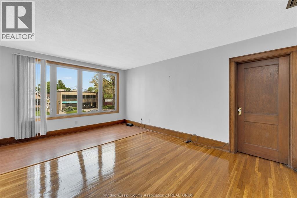 1451 Ouellette Avenue Property Photo 21