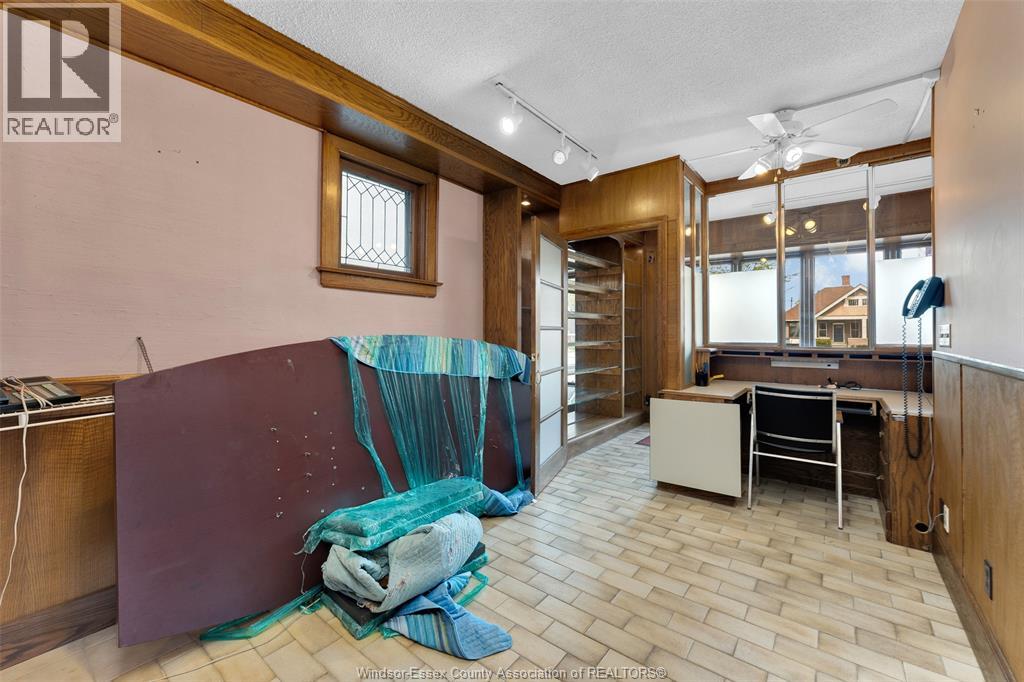 1451 Ouellette Avenue Property Photo 34