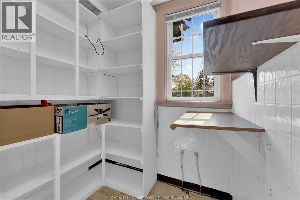 1451 Ouellette Avenue Property Photo 39