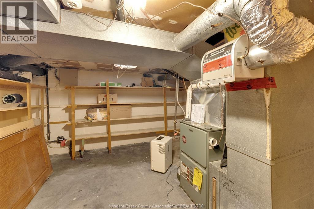 1451 Ouellette Avenue Property Photo 48