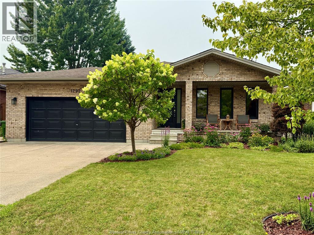 1292 Kenwick Way Property Photo 1