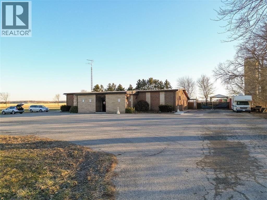 2505 London Line Property Photo 3