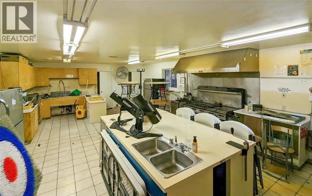 2505 London Line Property Photo 18