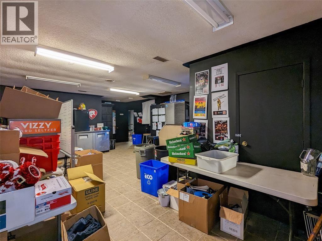 2505 London Line Property Photo 22