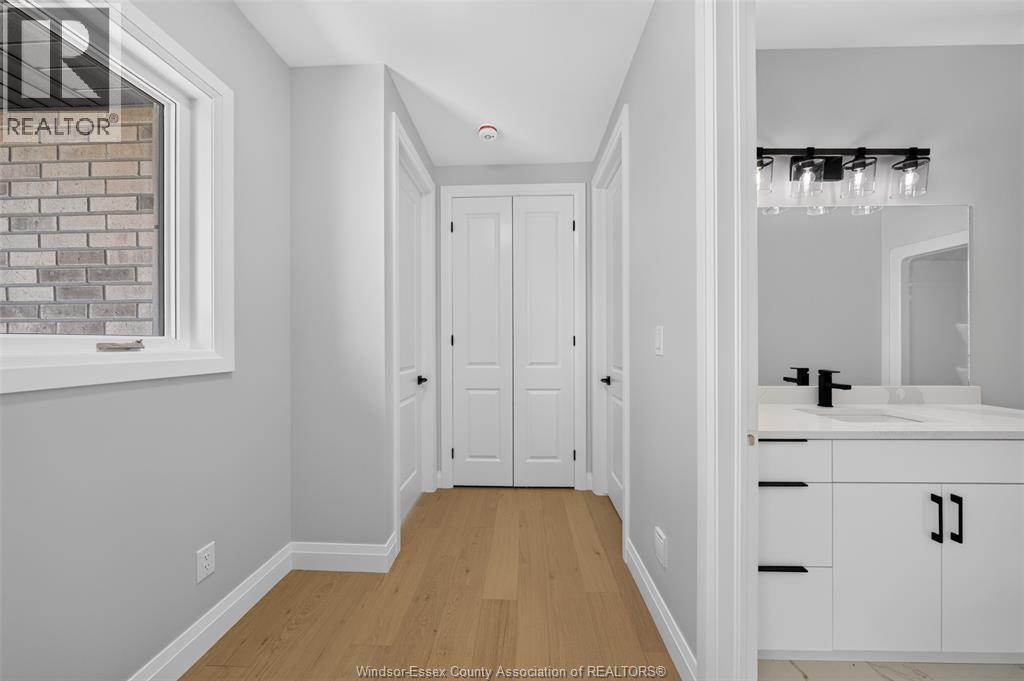 1920 Sannita Avenue Property Photo 11
