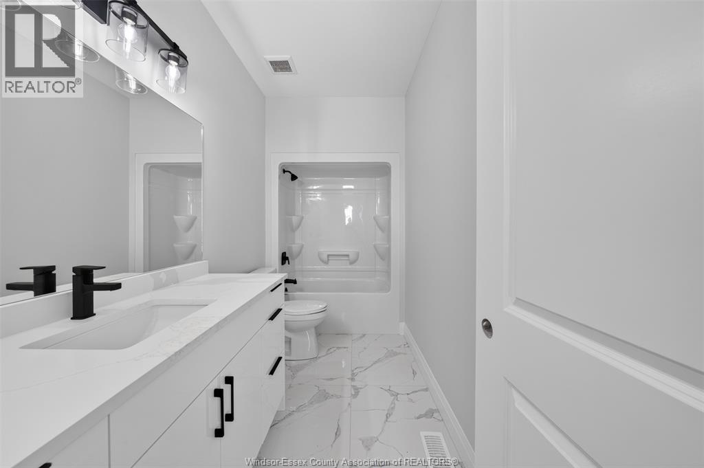 1920 Sannita Avenue Property Photo 13