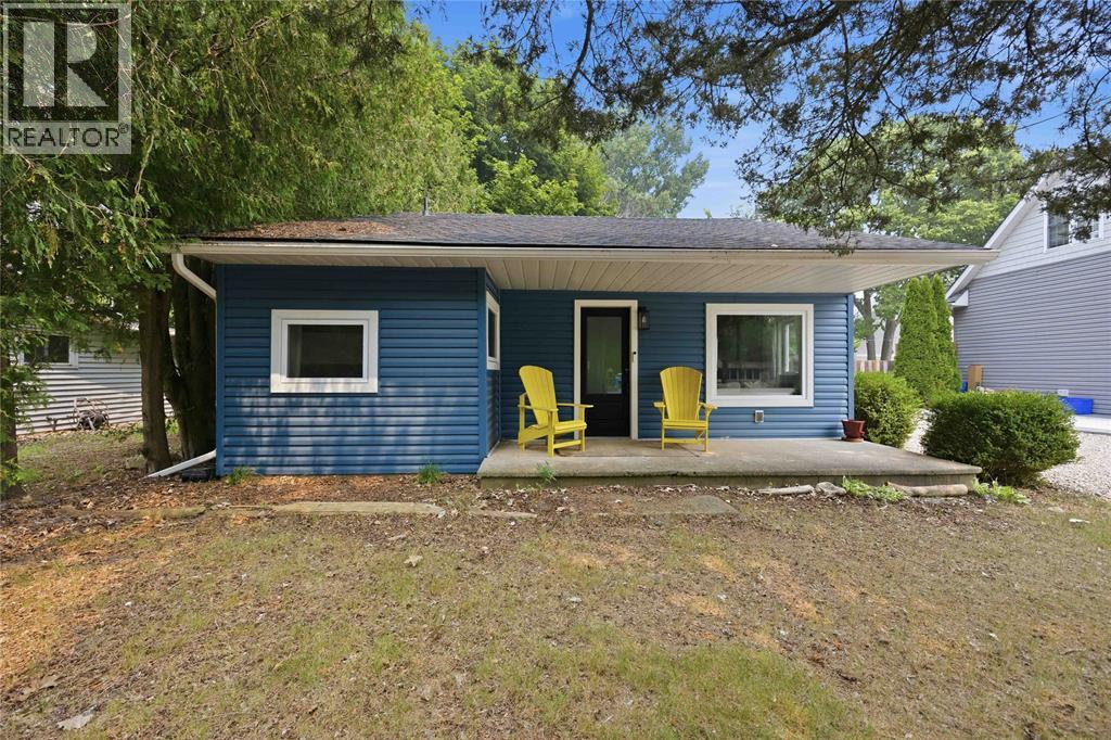 6366 London Road Property Photo 1