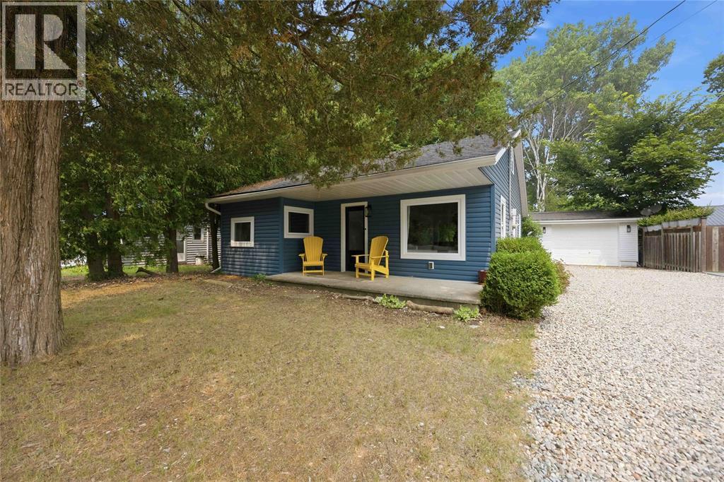 6366 London Road Property Photo 2