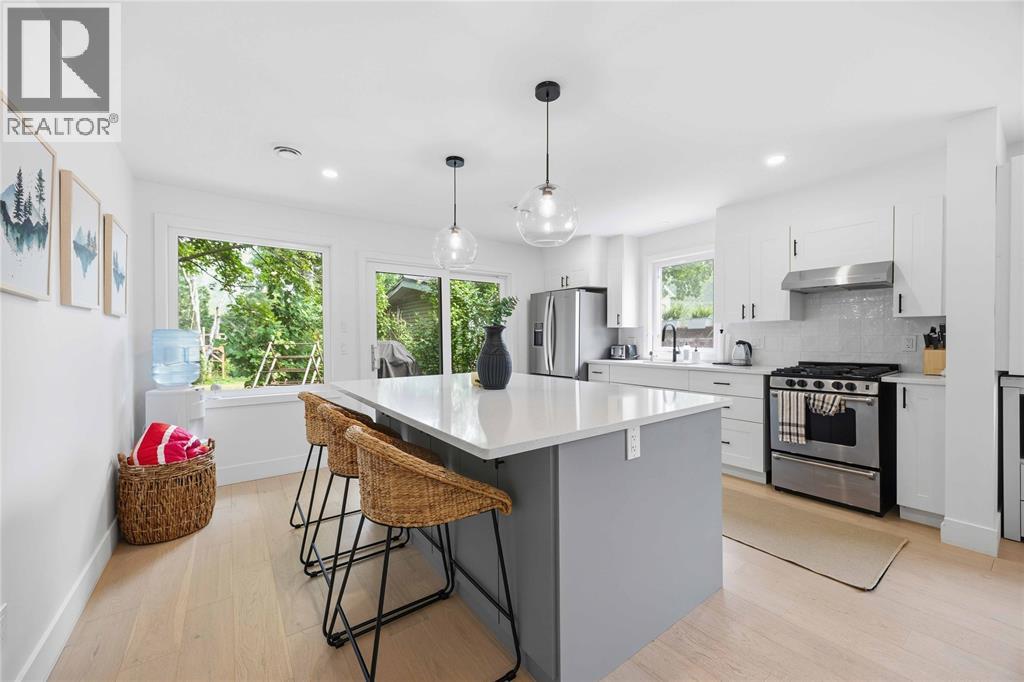 6366 London Road Property Photo 13