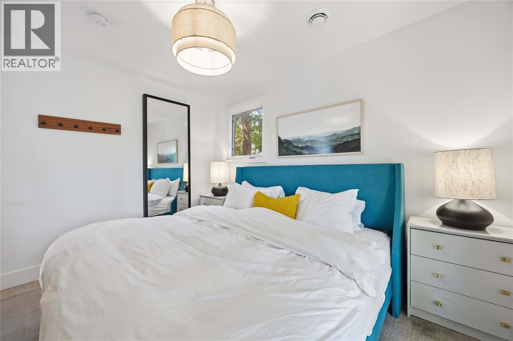6366 London Road Property Photo 19