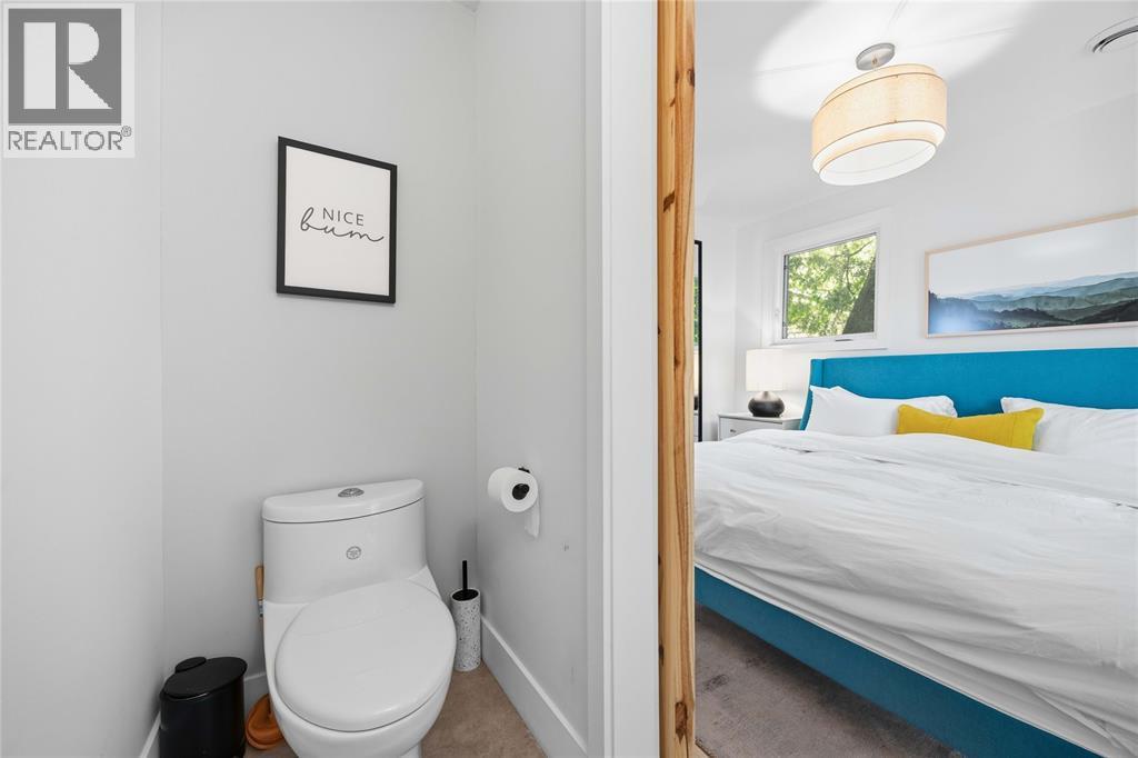 6366 London Road Property Photo 21