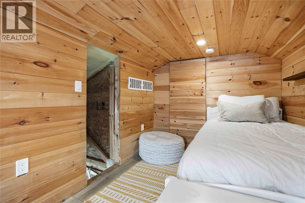 6366 London Road Property Photo 25