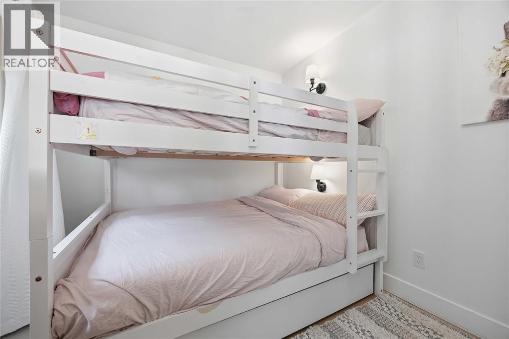 6366 London Road Property Photo 29