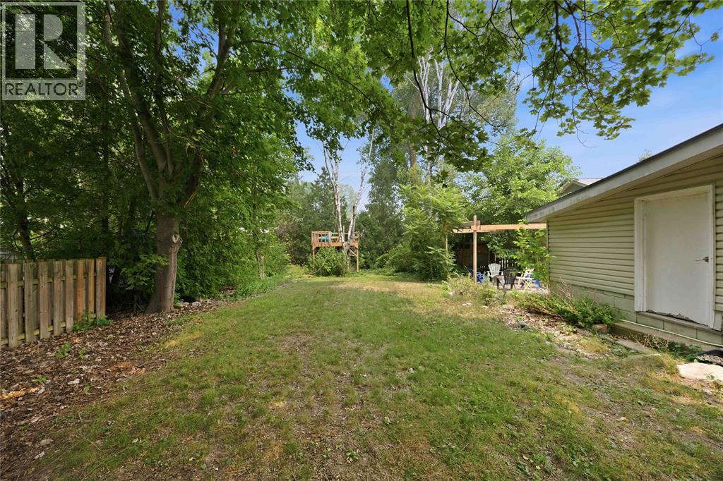 6366 London Road Property Photo 40