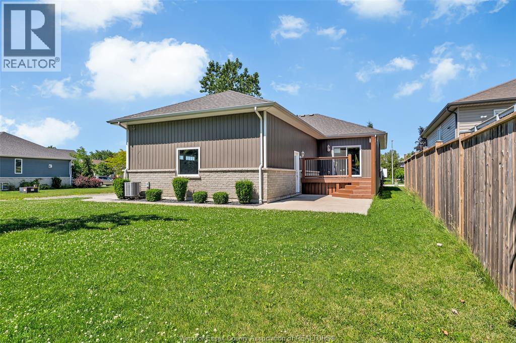 10 Lisa Street Property Photo 8