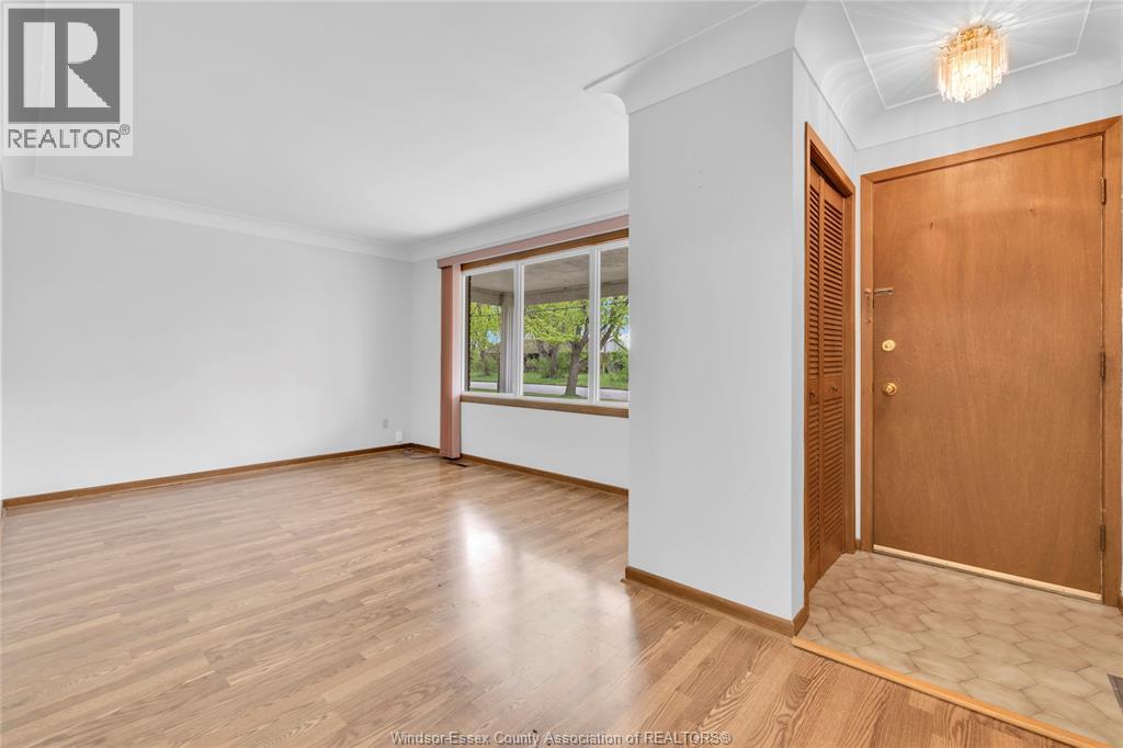 4650-4666 Caboto Drive Property Photo 15
