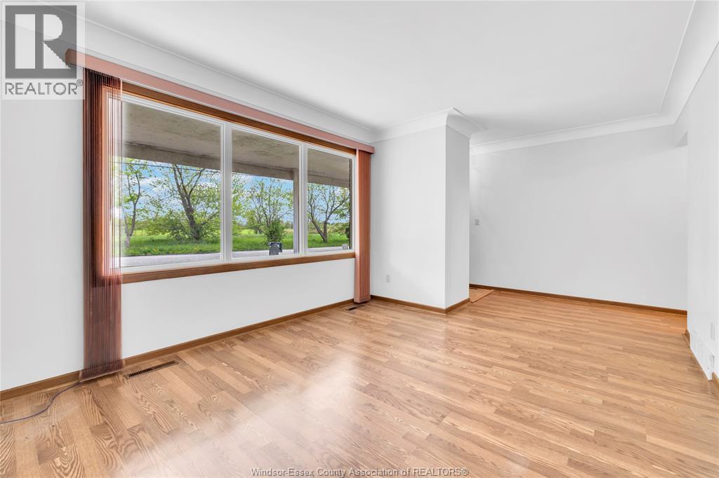4650-4666 Caboto Drive Property Photo 16
