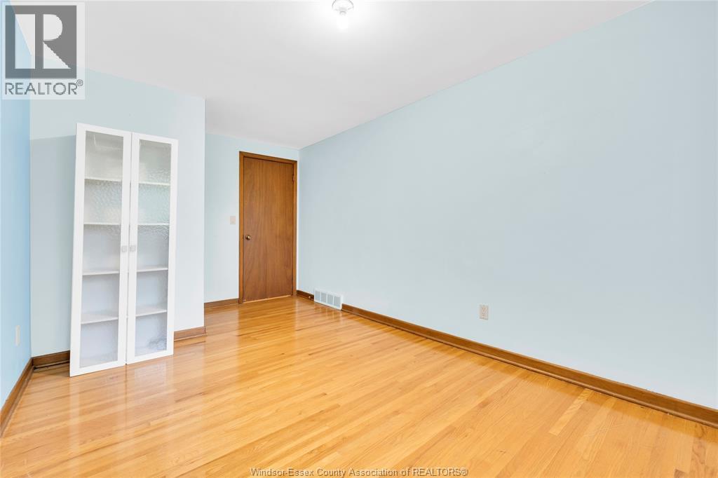 4650-4666 Caboto Drive Property Photo 19